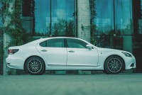 Lexus LS 600h limuzyna wszechczasów